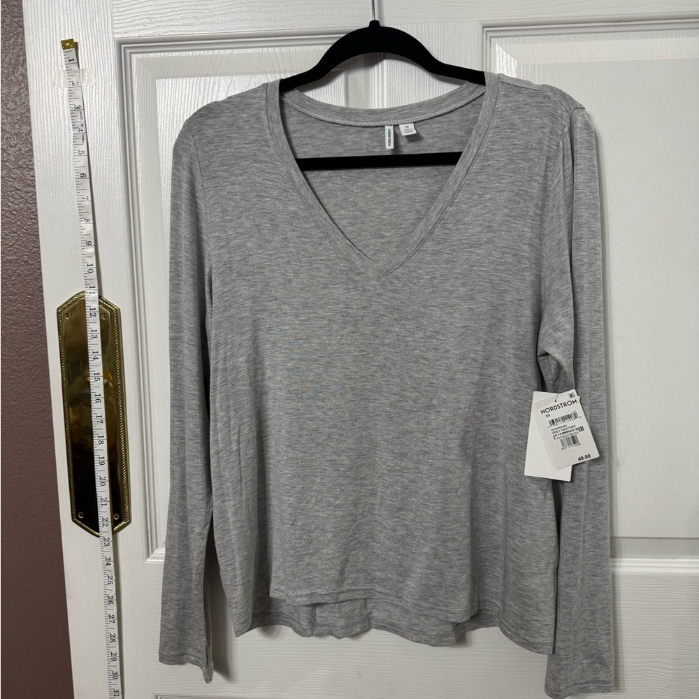 Nordstrom Heather Gray V-Neck Long Sleeve Tee